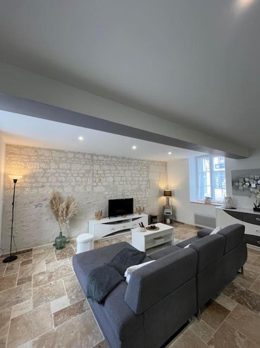 Charmante Maison De Bourg Cosy Acces Wifi Sepmes Eksteriør bilde