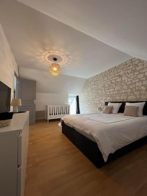Charmante Maison De Bourg Cosy Acces Wifi Sepmes Eksteriør bilde